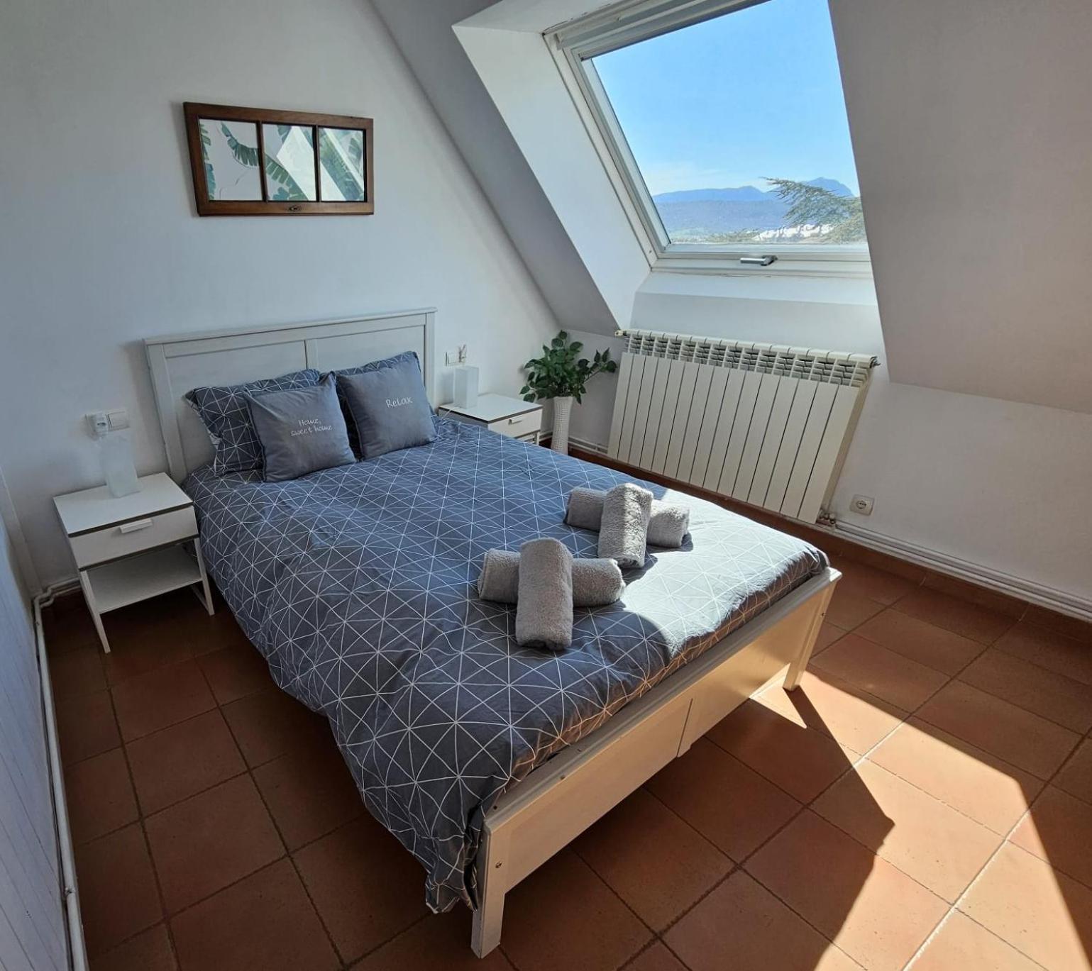 Atico Ciudadela Apartment Jaca Exterior photo